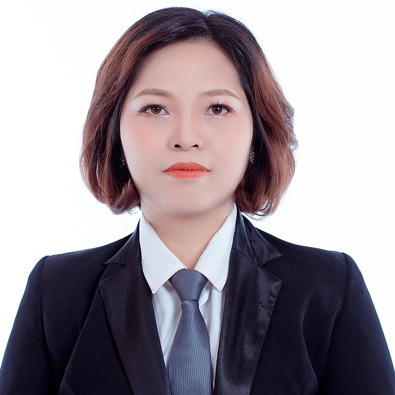 Ms.Hanh: Legal Consultant & Jurist