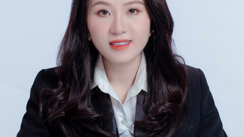 Ms. Sang: Lawyer & Legal Consultant